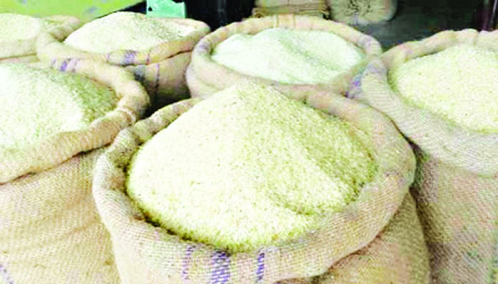 চালের দাম ১০ বছরে সর্বনিম্ন