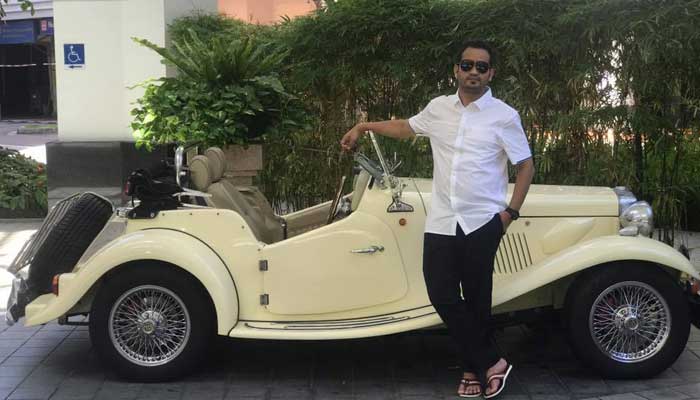 টং দোকানি থেকে কোটিপতি রাজিব