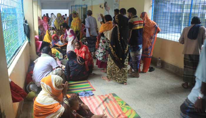 চাঁপাইনবাবগঞ্জ সদর হাসপাতালের 'ডেঙ্গু কর্নার'কে 'ডায়রিয়া কর্নার' ঘোষণা