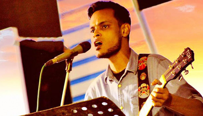 'বেঁচে থেকেতো মুক্তি পাব না, তাই এভাবেই...'