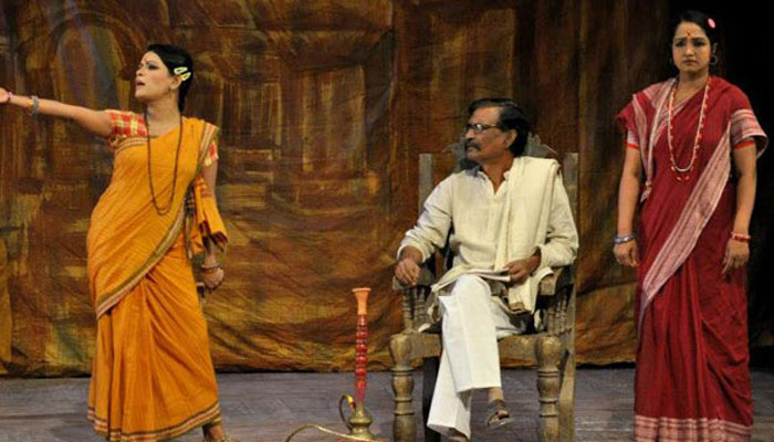 দুই বছর পর ‘ময়ূর সিংহাসন’