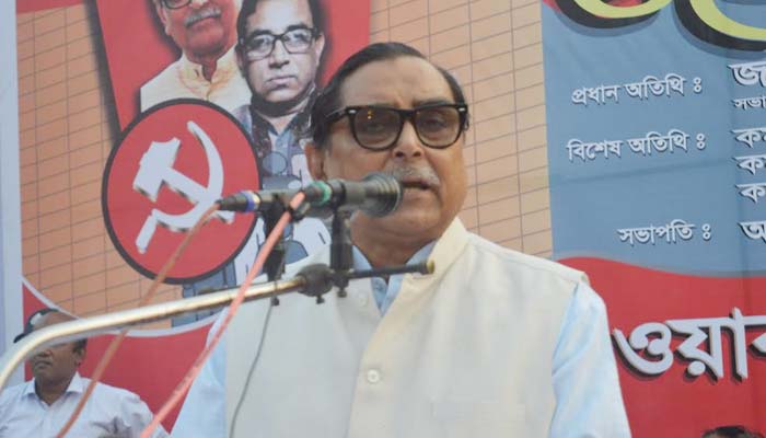 ছাত্র রাজনীতি নিষিদ্ধ হলে মৌলবাদের উত্থান ঘটবে: মেনন