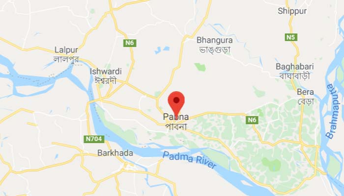 পদ্মায় নৌকা ডুবে যুবকের মৃত্যু