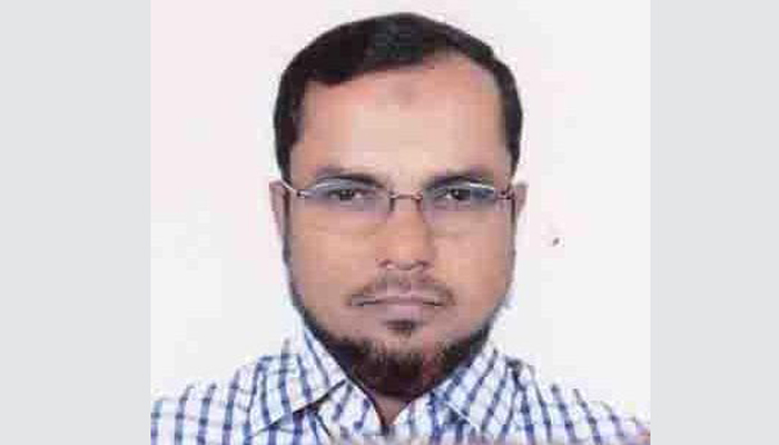 ছদ্মবেশে ঘুষখোর ভূমি কর্মকর্তাকে ধরলেন জেলা প্রশাসক