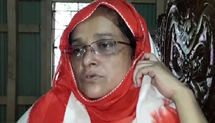 প্রধানমন্ত্রীকে ধন্যবাদ জানালেন নুসরাতের মা