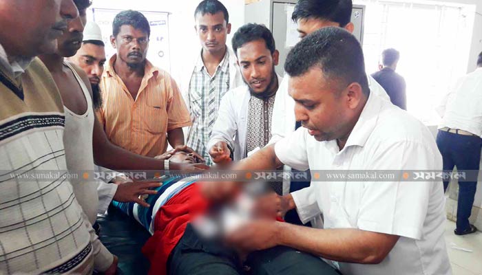 নোয়াখালীতে আ’লীগের সম্মেলনে ২ পক্ষে সংঘর্ষ, আহত শতাধিক