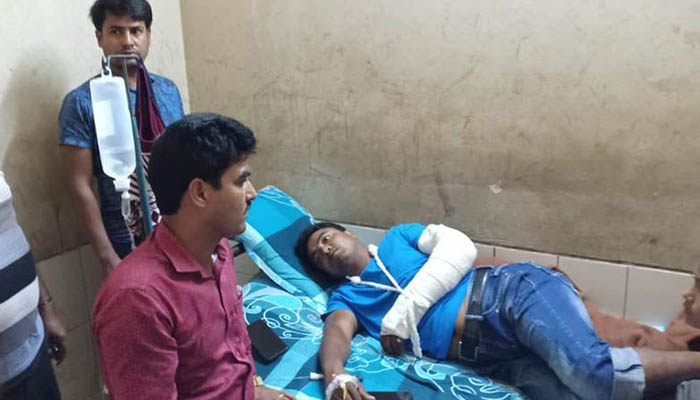 ফরিদপুরে সালিশে ইউপি চেয়ারম্যানের ওপর হামলা