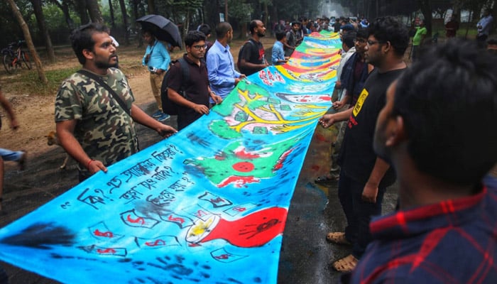 জাবিতে ব্যঙ্গচিত্রে প্রতিবাদ, উপাচার্যের ‘দুর্নীতির তথ্য-উপাত্ত’ প্রস্তুত