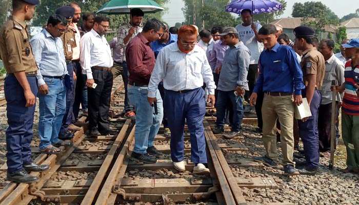 উল্লাপাড়ার ট্রেন দুর্ঘটনা:  তদন্ত কমিটির গণমন্তব্য গ্রহণ