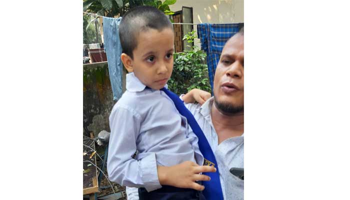একসঙ্গে মা-ভাইয়ের মৃত্যুতে নির্বাক শিশু আতিফুর