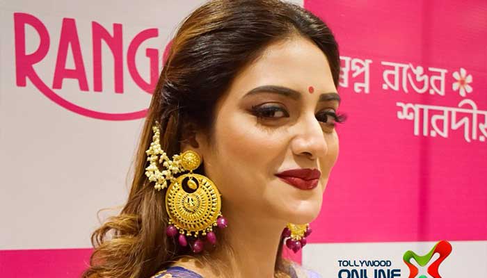 হাসপাতাল থেকে ছাড়া পেয়েছেন নুসরাত
