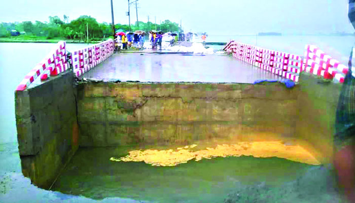 পাঁচ বছরেই শেষ ১২৭ কোটি টাকার সড়ক
