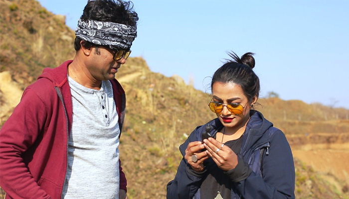 কুড়িয়ে পাওয়া মূর্তি নিয়ে বিপাকে তারা