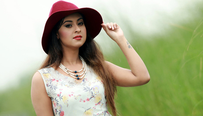 শবনম বুবলীর খোঁজে...