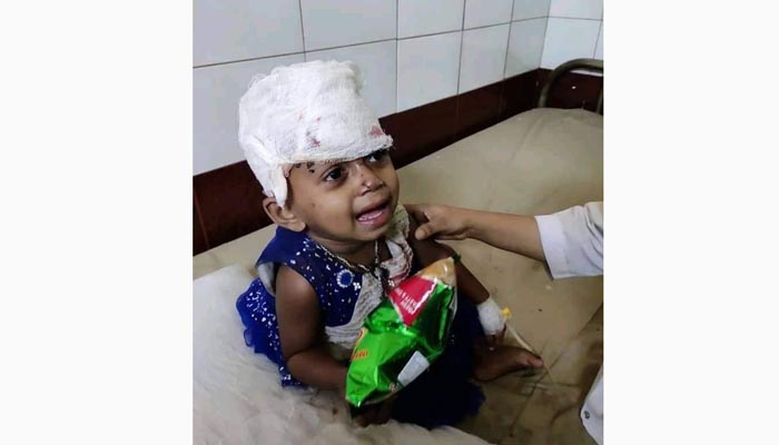 স্বজনরা ফিরলেও মা ফেরেনি ছোট্ট মাহিমার