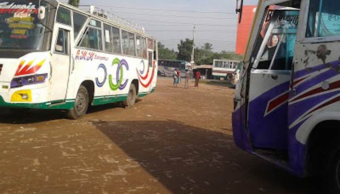 যশোরের ১৮ রুটে বাস চলাচল বন্ধ