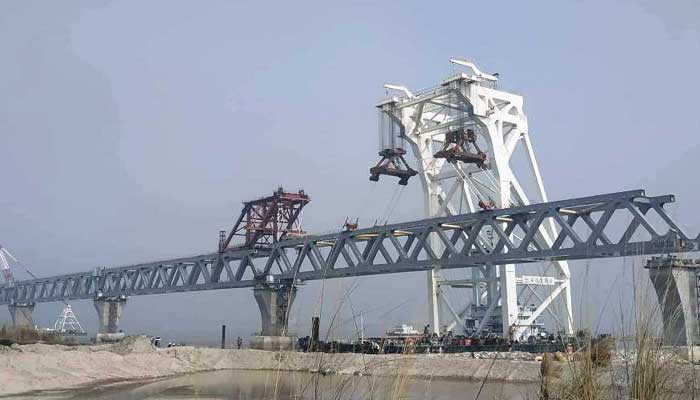 পদ্মাসেতুতে বসলো ১৬তম স্প্যান