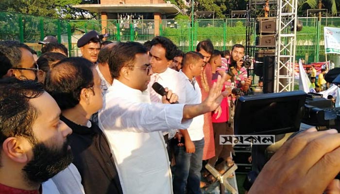 লালবাগে অত্যাধুনিক খেলার মাঠ উদ্বোধন