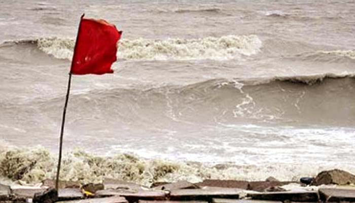 মোংলা ও পায়রা সমুদ্রবন্দরে ৭ নম্বর বিপদ সংকেত