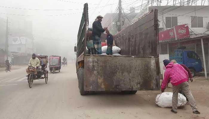 আগামী দু'দিনে শীত আরও বাড়বে