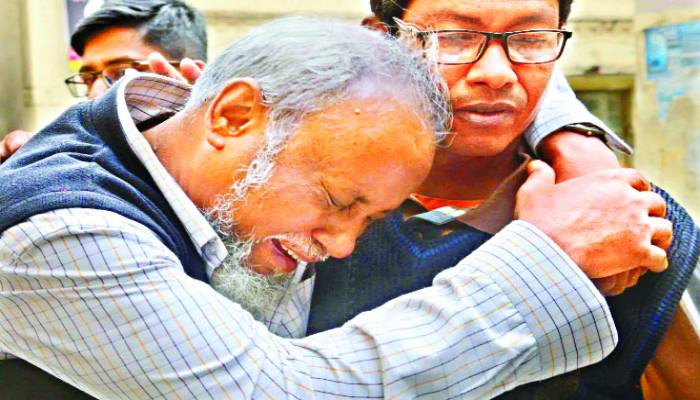 এ কেমন 'বিদায়'