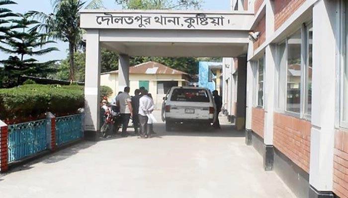 স্পিরিট পানে দৌলতপুরে চারজনের মৃত্যু