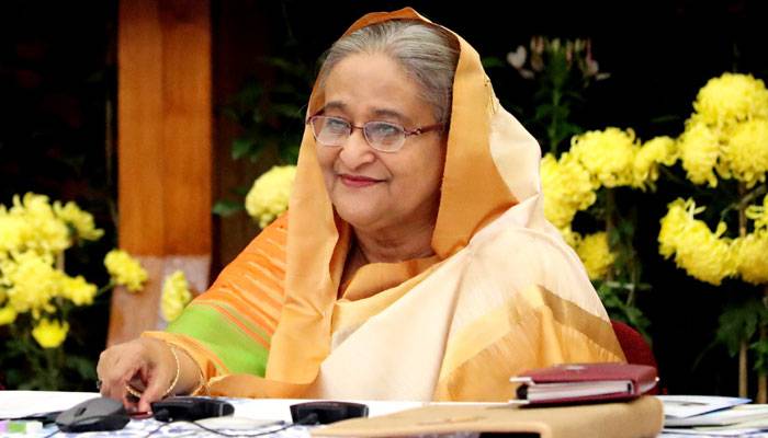 বঙ্গবন্ধুকে নিয়ে শাহ আবদুল করিমের লেখা গান শুনলেন প্রধানমন্ত্রী