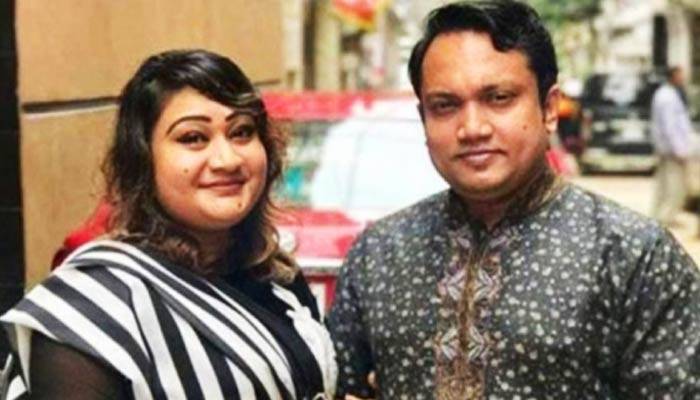 পাপিয়া দম্পতির বিরুদ্ধে আদালতে চার্জশিট