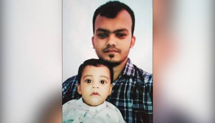 মধুমতী নদীতে পড়ে শিশুপুত্রসহ পুলিশ সদস্য নিখোঁজ