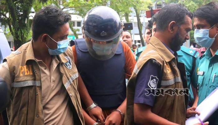 রায়হান হত্যায় গ্রেফতার কনস্টেবল ৫ দিনের রিমান্ডে