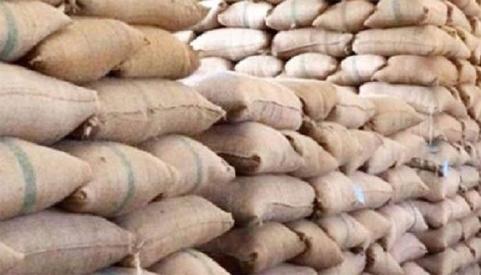 শুরুই হলো না গরিবের পুষ্টি চাল বিতরণ