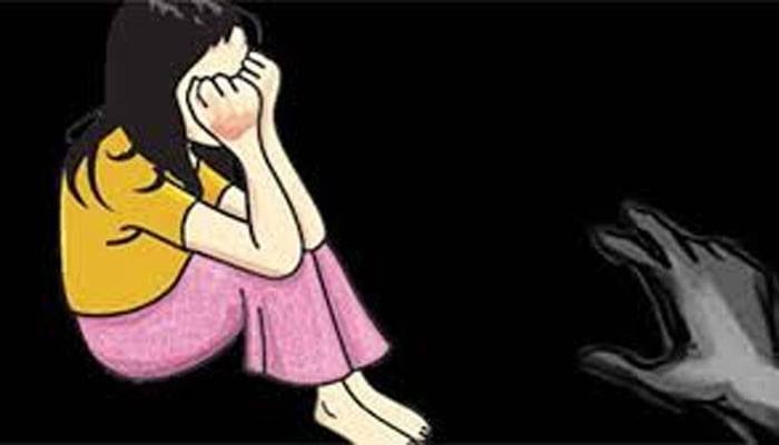 শিশু ধর্ষণচেষ্টার অভিযোগ 'ধামাচাপা দেওয়ার চেষ্টা লাখ টাকায়'