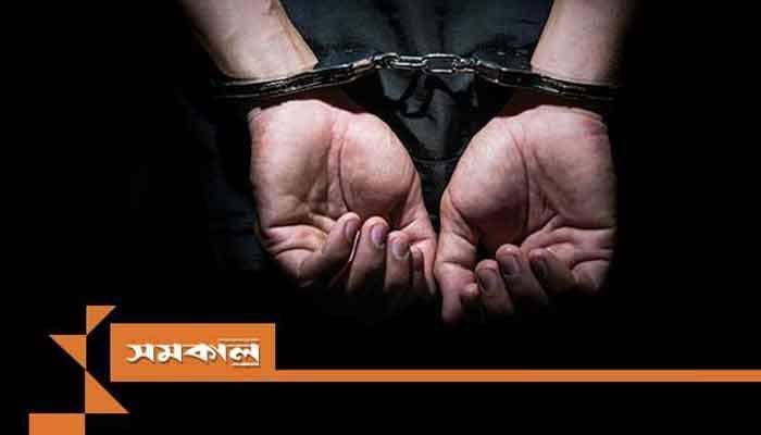 ফেসবুকে ধর্ম নিয়ে কটূক্তির অভিযোগে তরুণী আটক