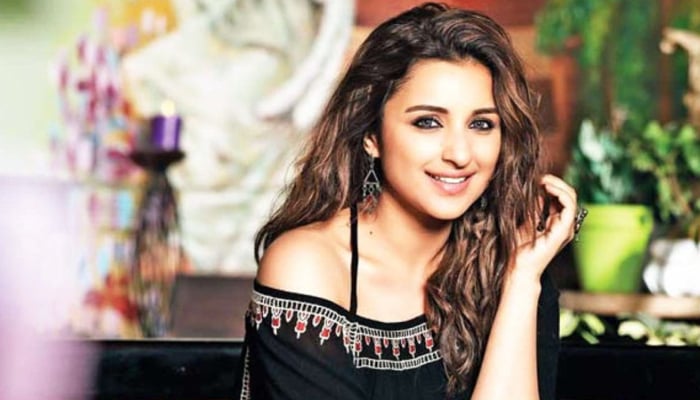 গুপ্তচরের ভূমিকায় পরিণীতি