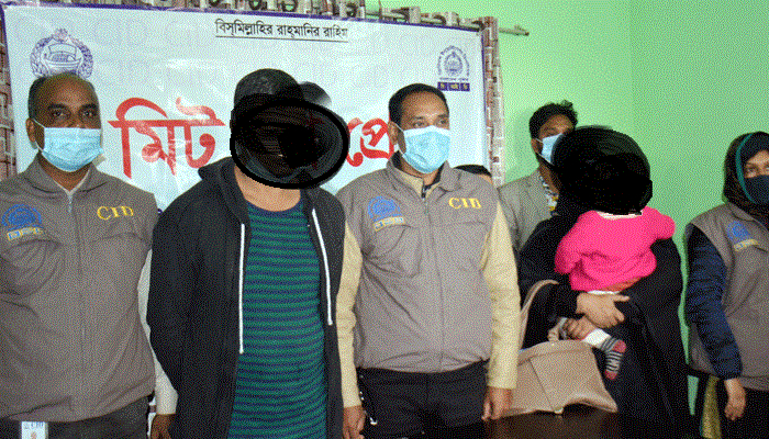নাপিতকে বিয়ে নারী চিকিৎসকের, বাবার মামলায় বিপত্তি