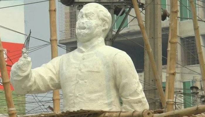বঙ্গবন্ধুর ভাস্কর্য অবমাননায় ১০১ সাবেক সচিবের নিন্দা