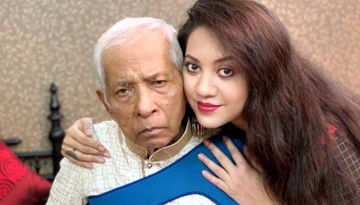 বাবা হারালেন অভিনেত্রী তারিন