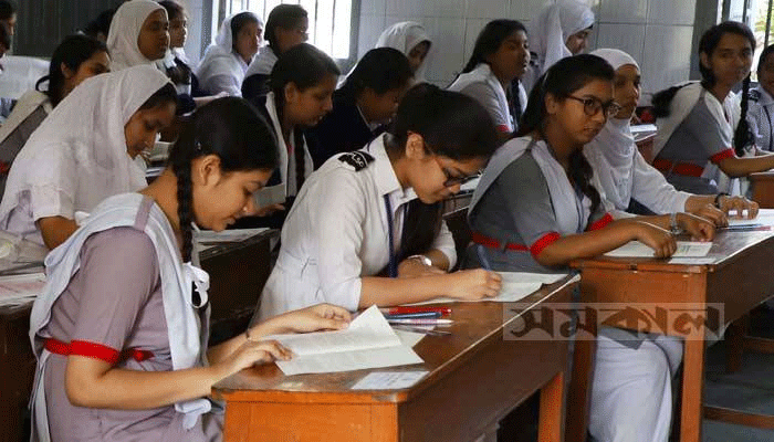শিশুদের স্কুলে ফেরানো জরুরি