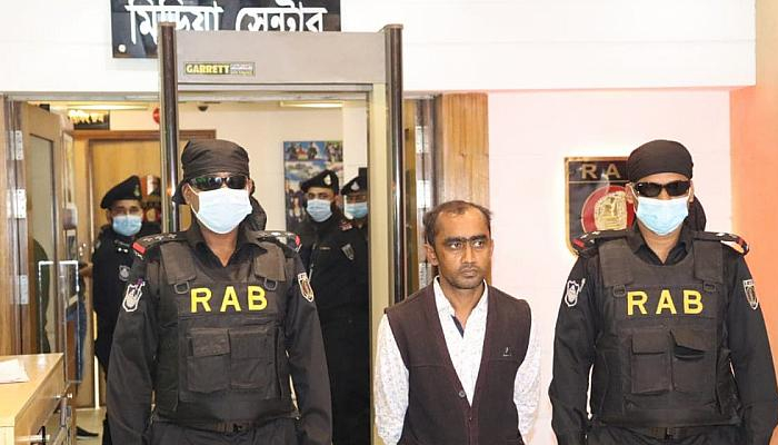 উত্ত্যক্তের প্রতিবাদ করায় ক্ষুব্ধ হয়ে মা-মেয়েকে হত্যাচেষ্টা
