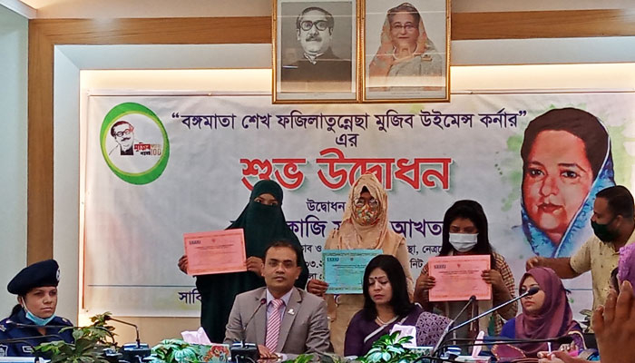 নেত্রকোনায় গাড়িচালক পদে ৩ নারীকে নিয়োগ