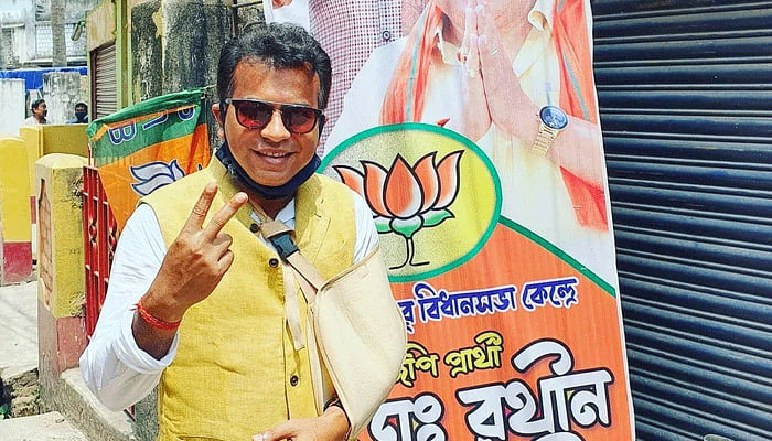 রুদ্রনীলের বিরুদ্ধে তরুণীকে কুপ্রস্তাবের অভিযোগ