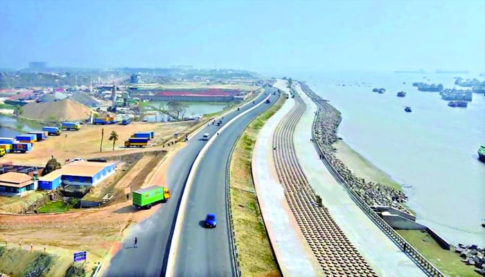 পর্যটনে সম্ভাবনার নতুন দুয়ার