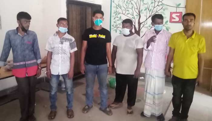মিটফোর্ড হাসপাতালে ৯ দালালকে ভ্রাম্যমাণ আদালতের সাজা