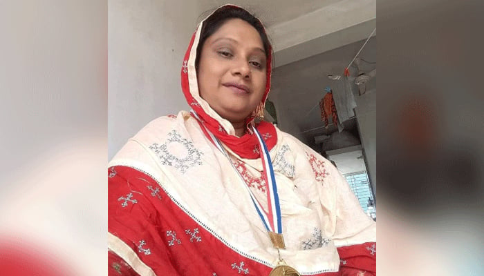 পুঠিয়ায় কৃষি কর্মকর্তার লাশ উদ্ধার, স্বামী আটক