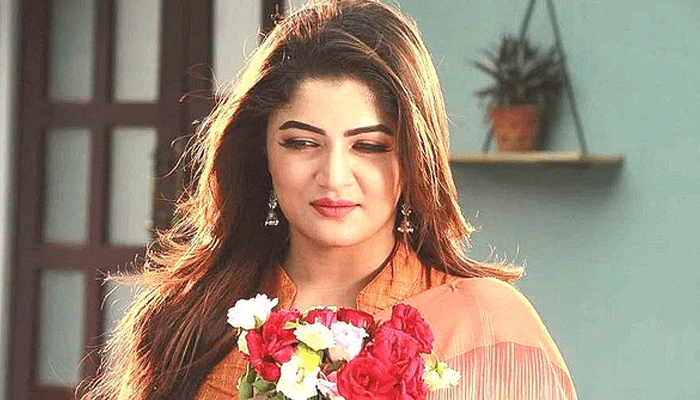 সব পুরুষ এক নয়, কেউ কেউ রানিও করে রাখে: শ্রাবন্তী