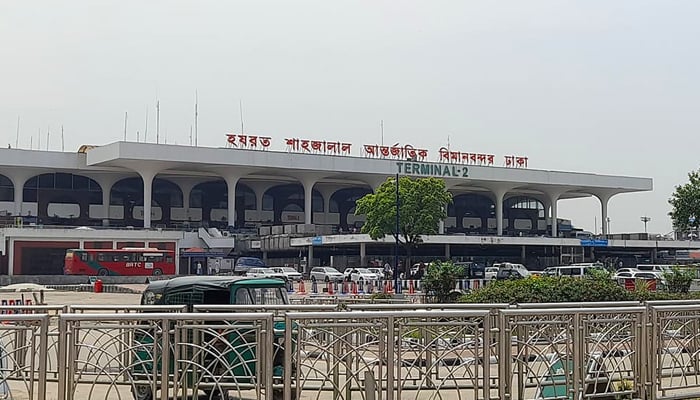 মঙ্গলবার থেকে বিমানবন্দরে হতে পারে আরটি-পিসিআর টেস্ট