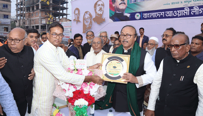 আ'লীগের সভাপতিমণ্ডলীর সদস্য হওয়ায় মেয়র লিটনকে গণসংবর্ধনা