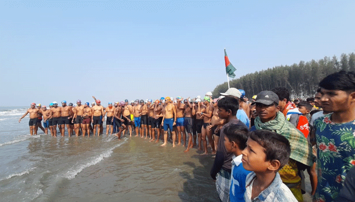 এবার বাংলা চ্যানেল পাড়ি দিচ্ছেন ৭৯ সাঁতারু