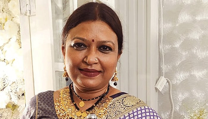 চিত্রনাট্যকারের জন্য বেশি খুশি হতে পারলেন না চয়নিকা