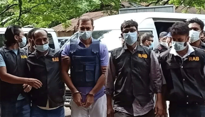 'বিচ্ছিন্ন' ঘটনা ভুলতে চান অনেকেই